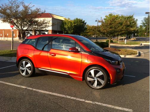 Photo 1 of 8 of 2014 BMW i3 Base w/Range Extender
